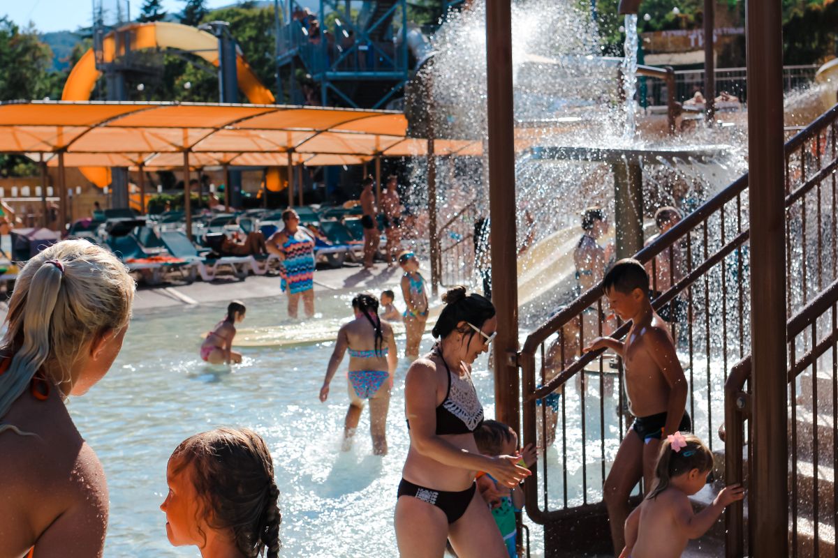 Wasserpark in Benidorm mit Rutschen